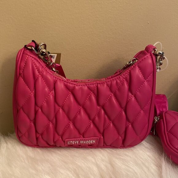 NWT Steve Madden (Bvital) Quilted Crossbody Bag w/ AirPod Coin Pouch - Fuchsia - Picture 16 of 17